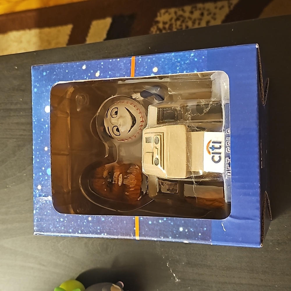 Star Wars Mr. Met as Han Solo Bobblehead